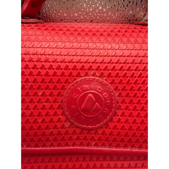 Liz Claiborne Red Textured Vintage Top Handle Handbag Genuine Leather Trim 1983 - Picture 2 of 6